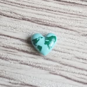 🦉HTF Earth Heart Charm